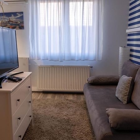 Cac Wellness Apartment Шіофок Екстер'єр фото