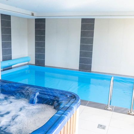 Cac Wellness Apartment Шіофок Екстер'єр фото